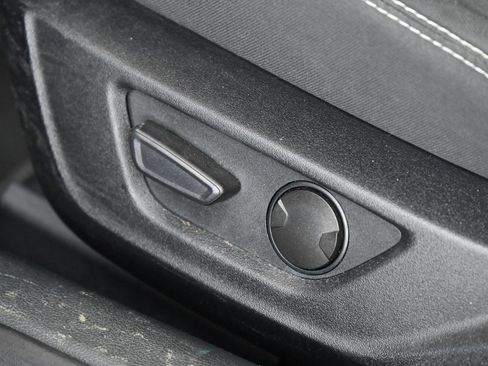 Used 2020 Ford Mustang GT image 15