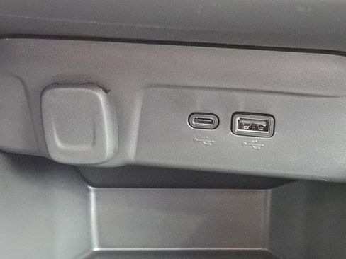 New 2026 Chevrolet Trax LS w/ LS Convenience Package FWD image 7