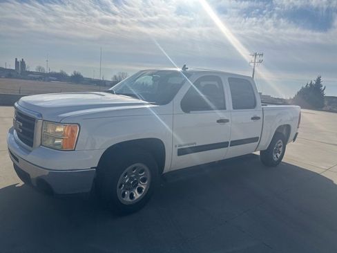 Used 2009 GMC Sierra 1500 SL image 1