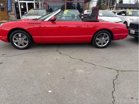 Used 2002 Ford Thunderbird image 10