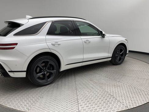 Certified 2026 Genesis GV70 3.5T Sport Prestige AWD/4WD image 2