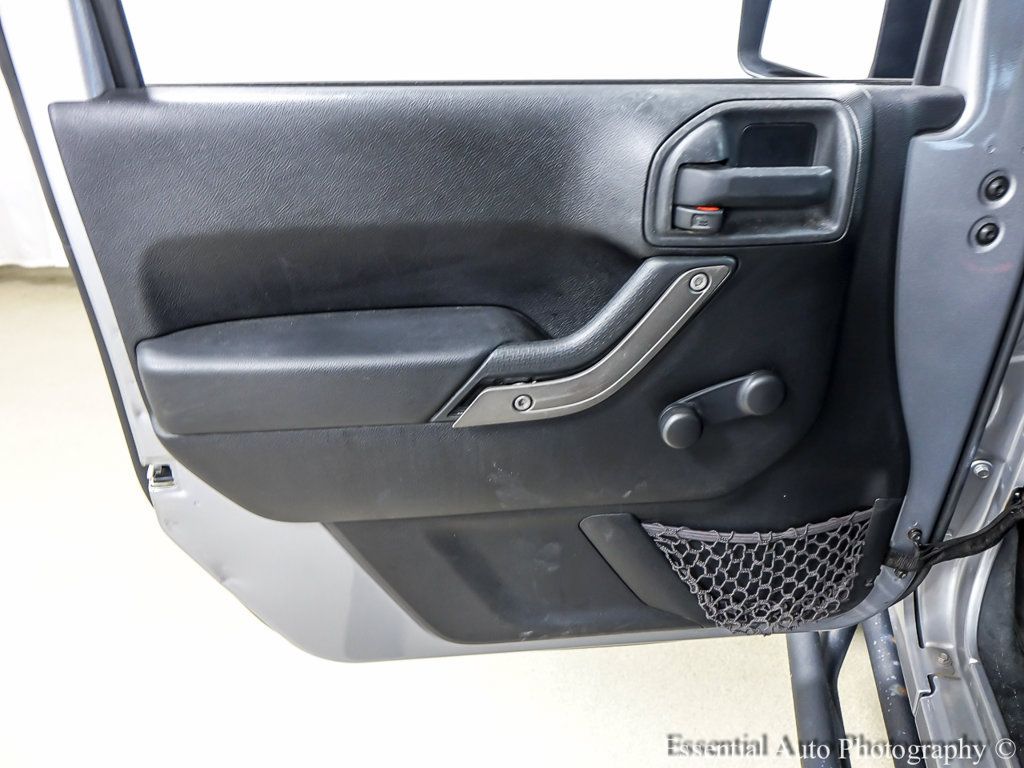 Used 2013 Jeep Wrangler Unlimited Sport AWD/4WD image 19