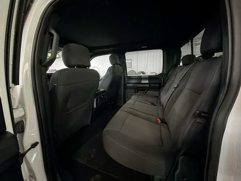 Used 2017 Ford F150 XLT w/ Equipment Group 302A Luxury AWD/4WD image 9