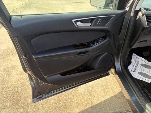 Used 2019 Ford Edge SEL FWD image 15