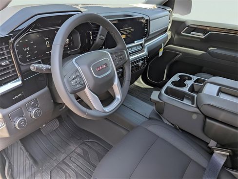 New 2026 GMC Sierra 1500 Elevation image 14