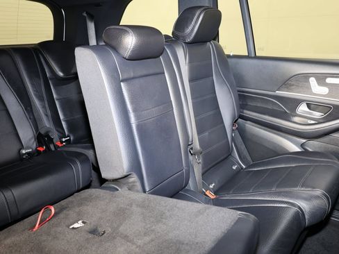 Used 2023 Mercedes-Benz GLS 580 4MATIC image 45