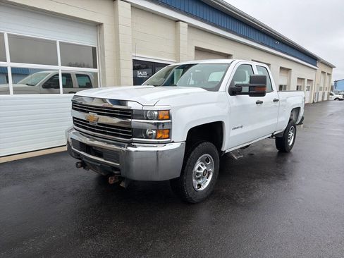 Used 2018 Chevrolet Silverado 2500 W/T w/ Snow Plow Prep Package image 1