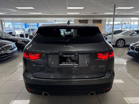 Used 2017 Jaguar F-PACE Prestige image 5