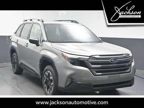 New 2026 Subaru Forester Premium AWD/4WD image 1