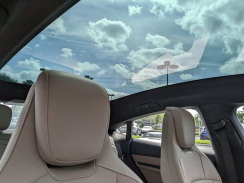 New 2023 Porsche Taycan 4S image 29