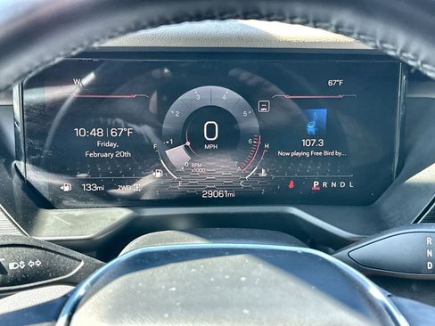 Used 2024 GMC Acadia Elevation image 17