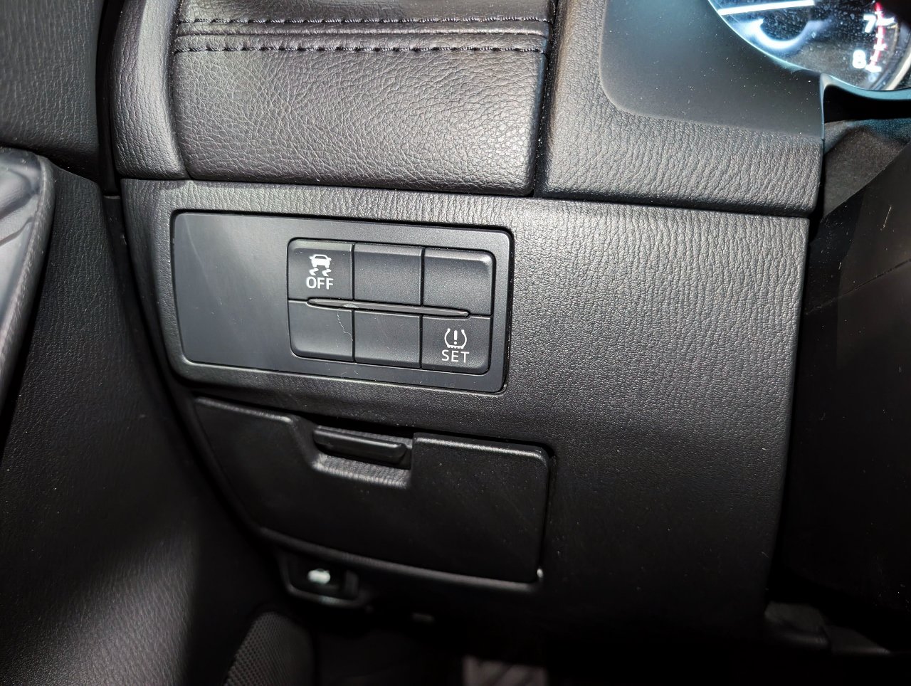 Used 2017 MAZDA MAZDA6 Sport FWD image 39