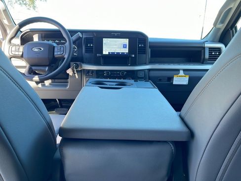 New 2026 Ford F550 XL 4WD Reading 12' Landscape D image 34