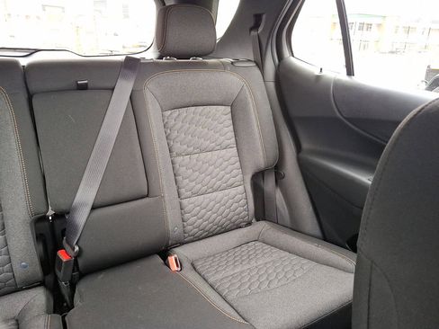 Used 2019 Chevrolet Equinox LT FWD image 14