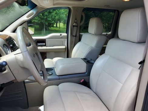 Used 2004 Ford F150 Lariat AWD/4WD image 5