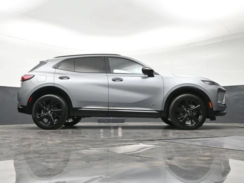 Certified 2026 Buick Envision Sport Touring AWD/4WD image 29