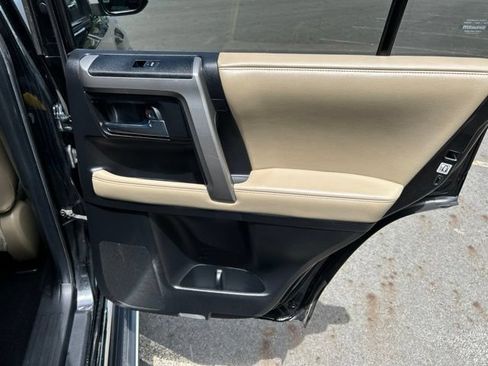 Used 2019 Toyota 4Runner Limited AWD/4WD image 44