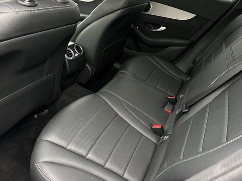 Used 2022 Mercedes-Benz GLC 300 image 12