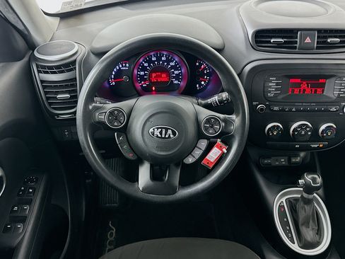 Used 2016 Kia Soul FWD image 17