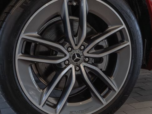 Used 2022 Mercedes-Benz GLE 450 4MATIC image 32