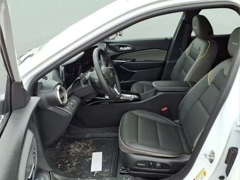 New 2026 Chevrolet Trax ACTIV w/ Driver Confidence Package FWD image 15