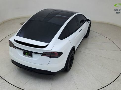 Used 2024 Tesla Model X AWD/4WD image 84