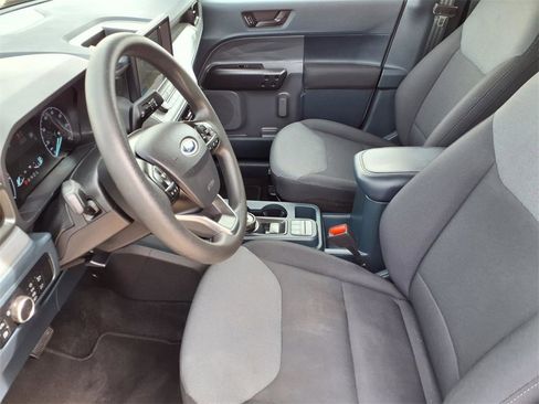Used 2023 Ford Maverick XL image 16