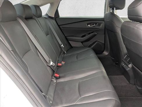Used 2023 Honda Accord Touring image 16