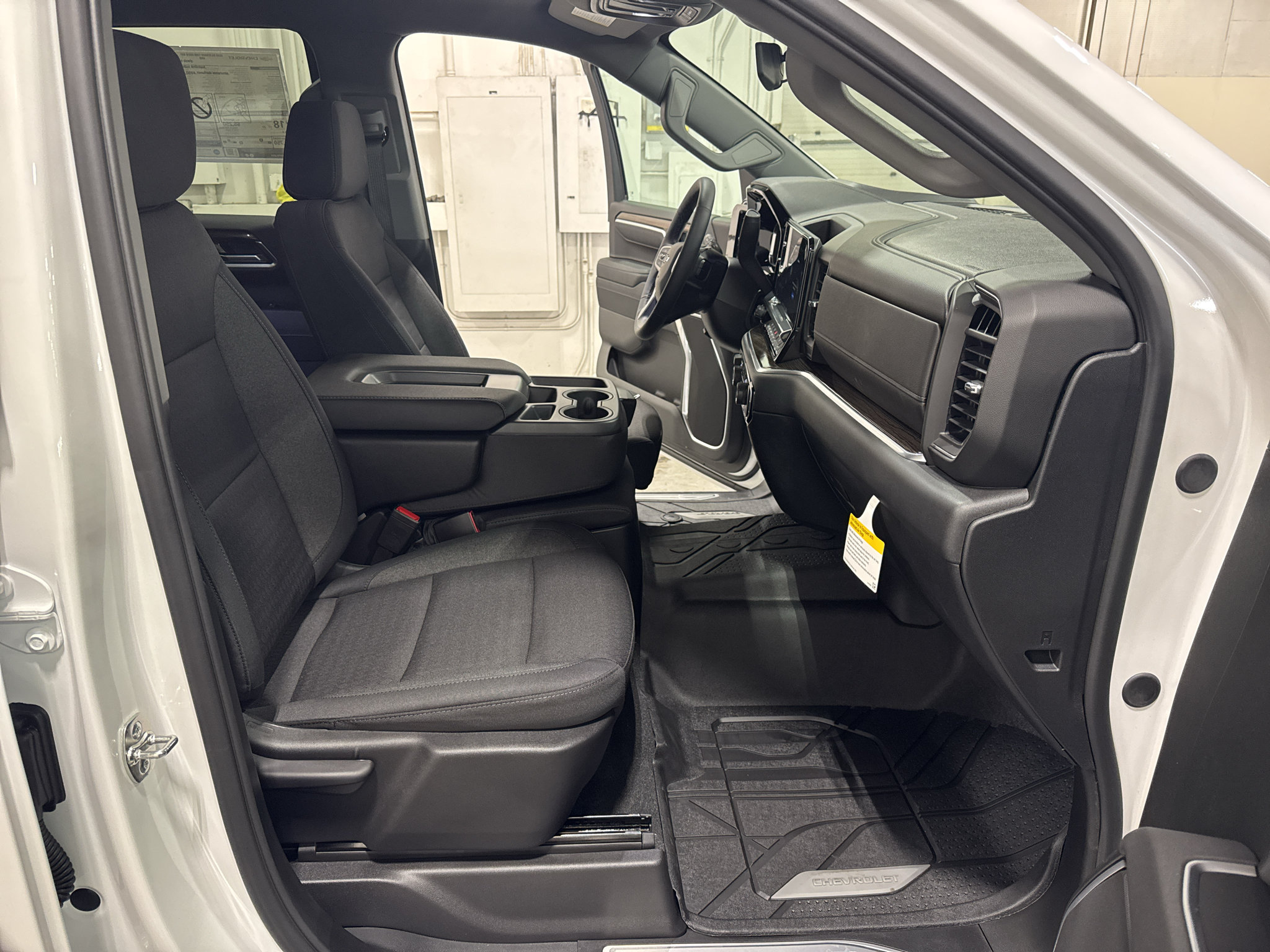 New 2026 Chevrolet Silverado 1500 RST w/ RST Select Package AWD/4WD image 33