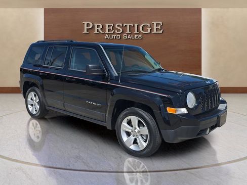 Used 2014 Jeep Patriot Latitude FWD image 10