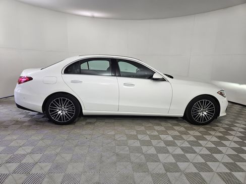 Used 2025 Mercedes-Benz C 300 Sedan image 8