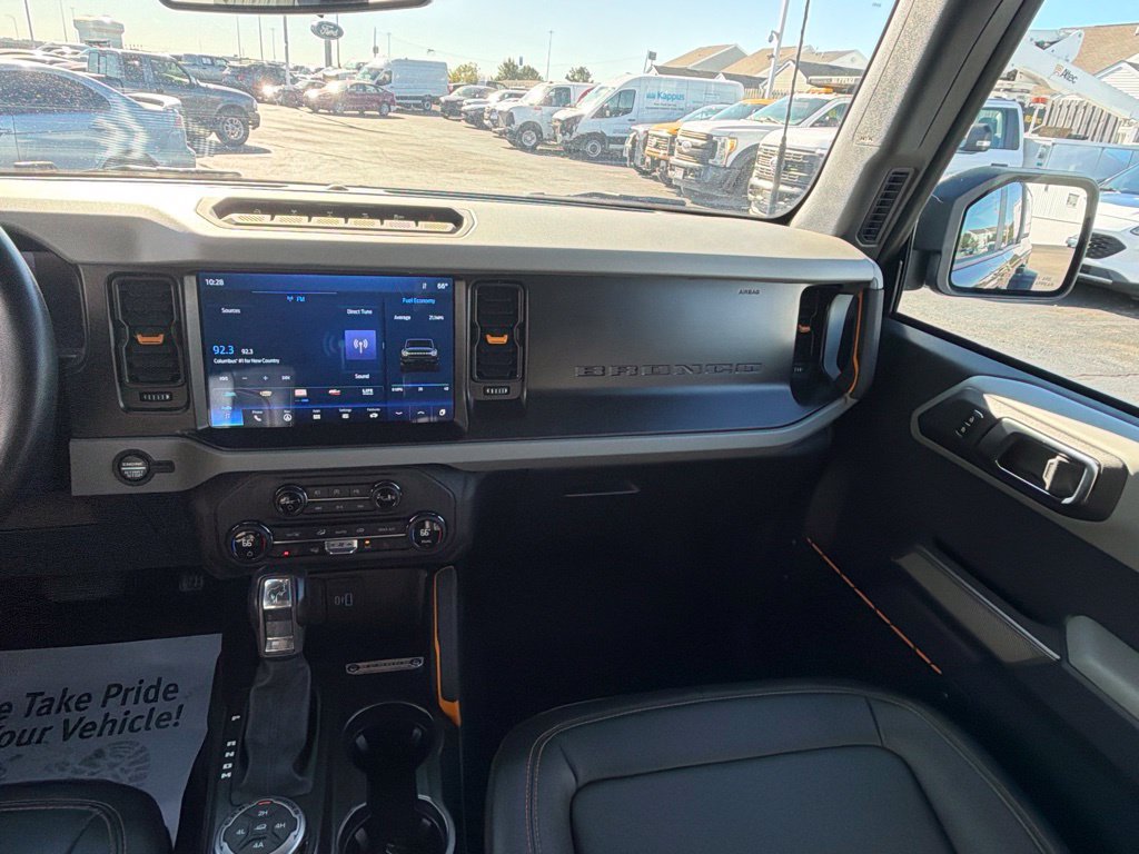 Used 2023 Ford Bronco Badlands w/ Sasquatch Package AWD/4WD image 25