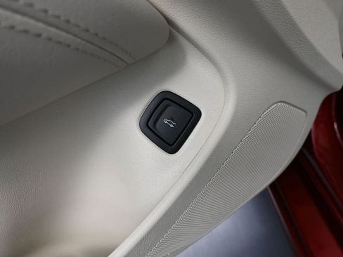 Used 2021 Cadillac CT4 Premium Luxury RWD image 24