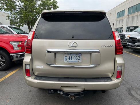 Used 2011 Lexus GX 460 image 17