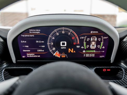 Used 2019 McLaren Senna RWD image 25
