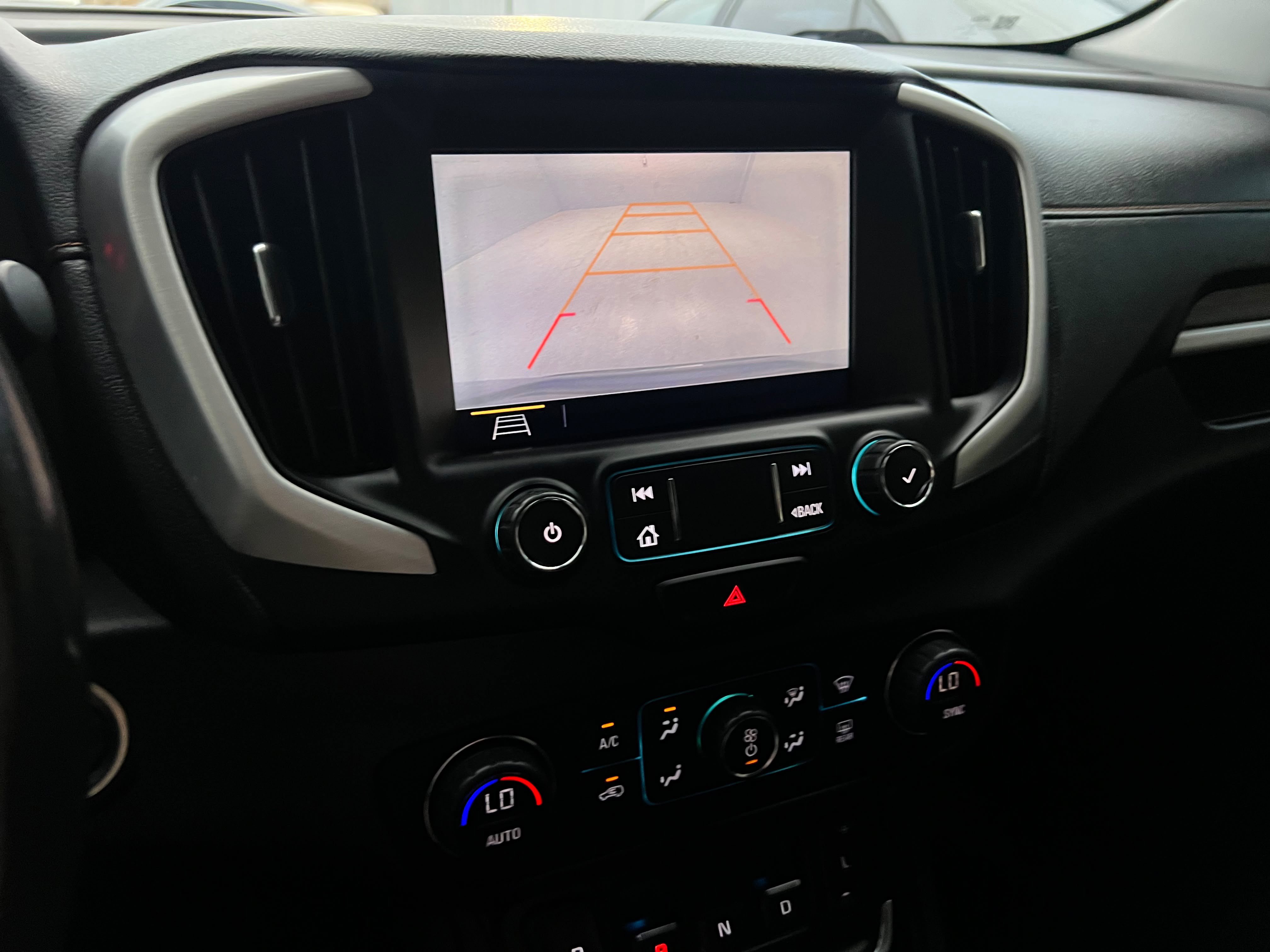 Used 2020 GMC Terrain SLT FWD image 24