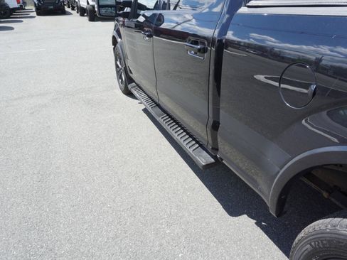 Used 2020 Ford F150 XLT w/ Equipment Group 302A Luxury AWD/4WD image 10