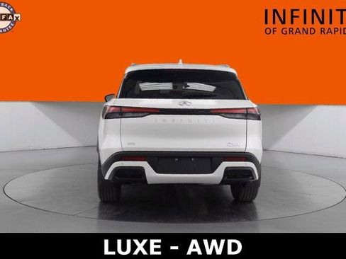 Used 2024 INFINITI QX60 Luxe image 6