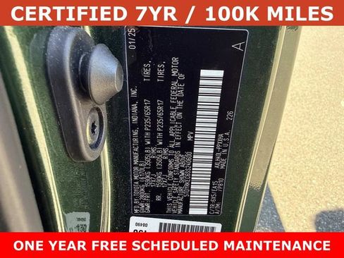 Used 2025 Toyota Sienna XLE FWD image 30