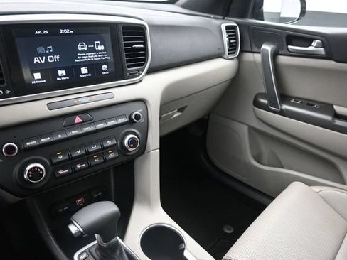 Used 2022 Kia Sportage Nightfall Edition FWD image 28