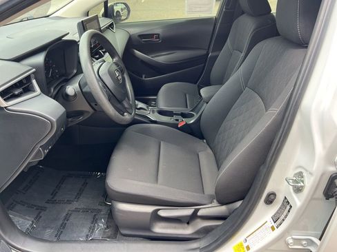 Used 2023 Toyota Corolla LE w/ Carpet Mat Package (TMS) FWD image 22