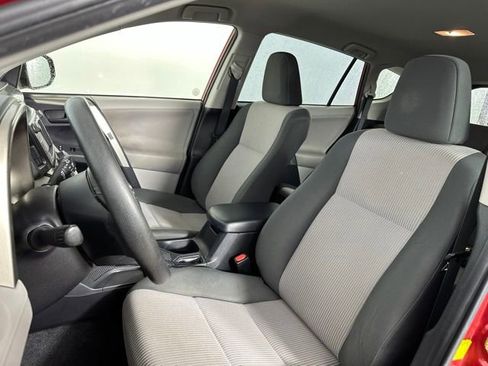 Used 2013 Toyota RAV4 LE AWD/4WD image 13
