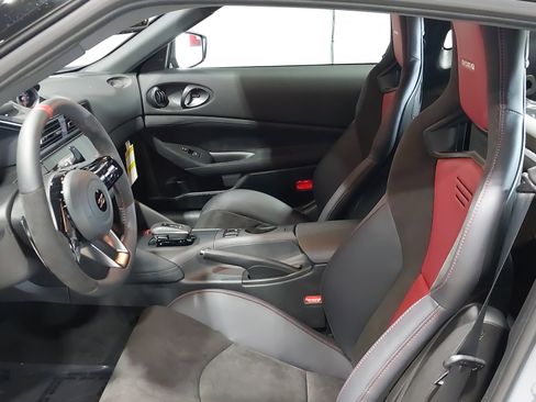New 2026 Nissan Z NISMO w/ Floor Mat Package RWD image 20