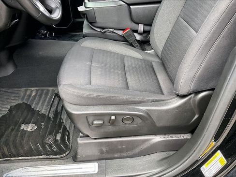 Used 2025 Chevrolet Silverado 1500 LT image 32