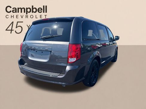 Used 2020 Dodge Grand Caravan SE FWD image 6