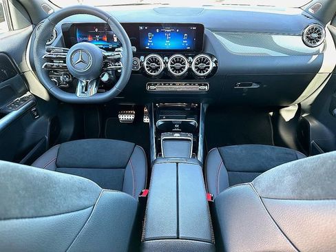 Certified 2025 Mercedes-Benz GLA 35 AMG 4MATIC image 20