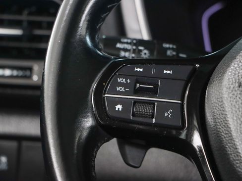 Used 2023 Honda Pilot Touring image 13