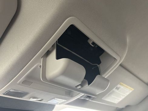 Used 2022 Ford Escape SE image 53