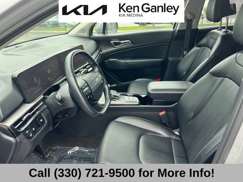 Certified 2026 Kia Sportage EX FWD image 42