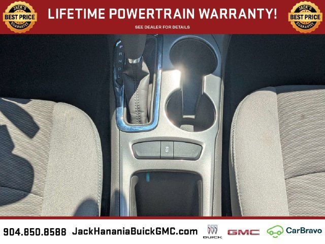 Used 2017 Chevrolet Cruze LT FWD image 18